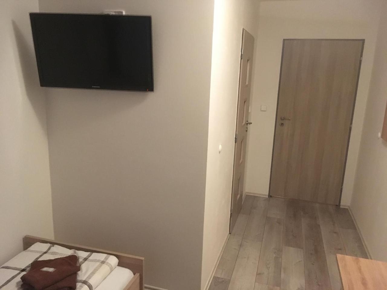 Penzion Vesely Zelezny Brod Exteriör bild